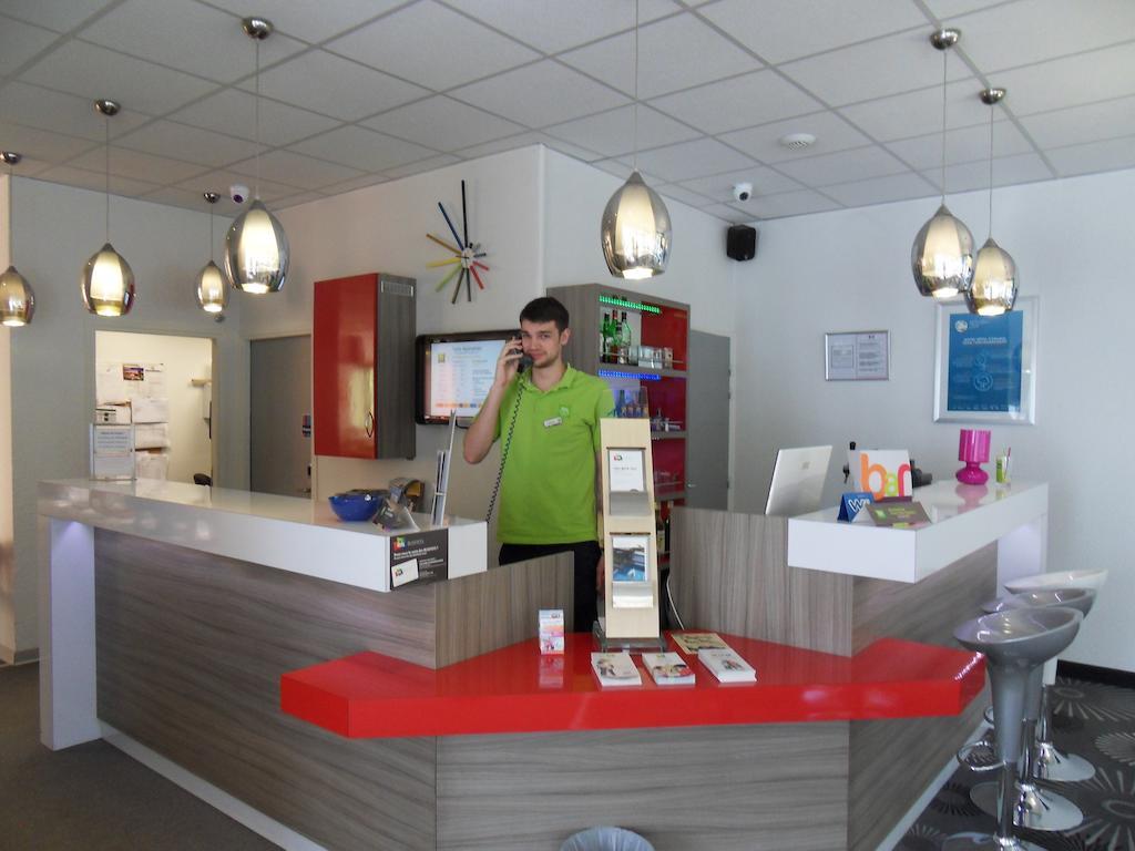 Ibis Styles Grenoble Centre Gare Hotel Exterior photo